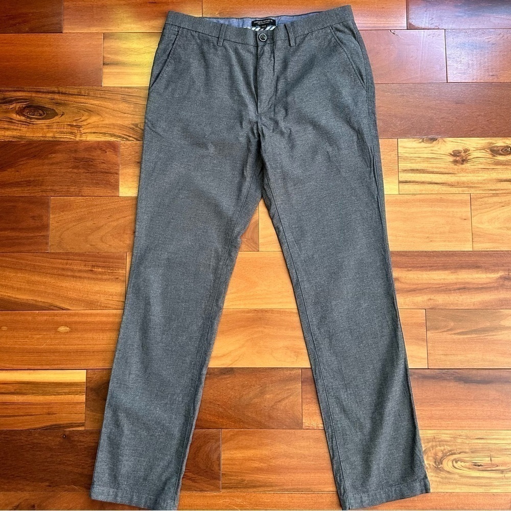 Banana Republic Gray Men's Chinos - Picture 3 of 10